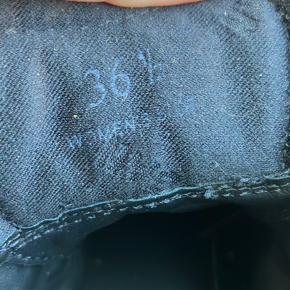 HOGAN - Picture 15 of 17